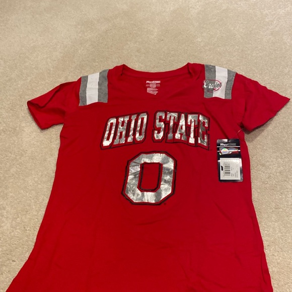 NWT Ohio State vneck t-shirt with metallic lettering and block O - Picture 1 of 3